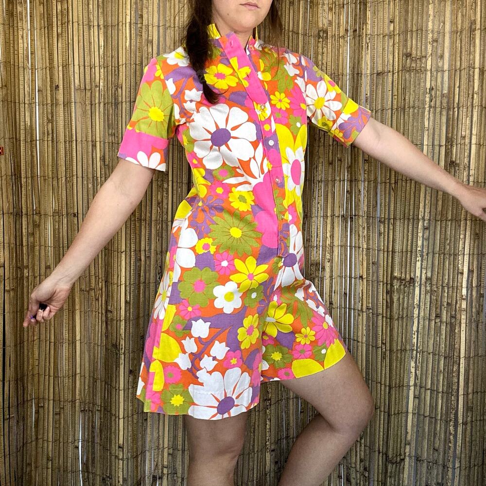 Vintage 1960s Lady Wrangler Floral Canvas Romper Jumpsuit Mod Pink Yellow - Picture 11 of 13